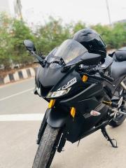 YAMAHA R15 V3